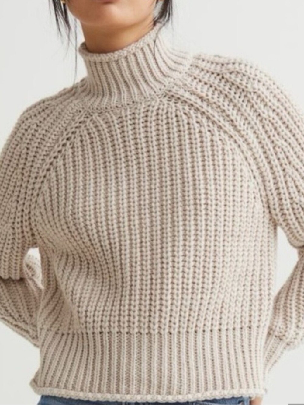 H&M Cream Chai Cozy Chunky Woven Ribbed Knit Drop Shoulder Turtleneck Sweater